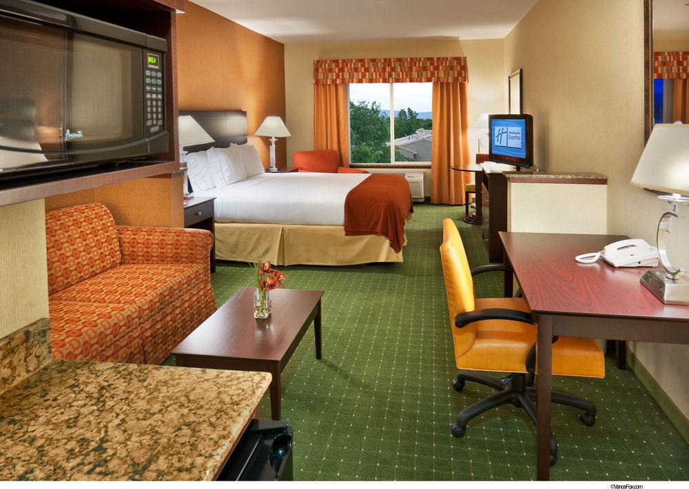 Holiday Inn Express Reno Airport By Ihg Εξωτερικό φωτογραφία
